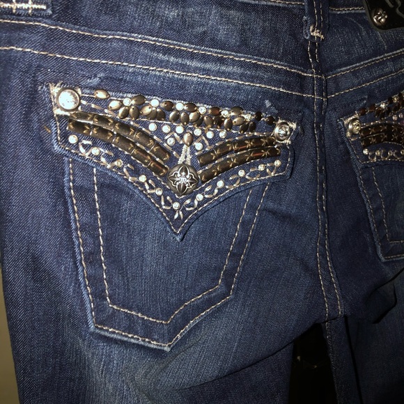 NWOT Miss Me Flare Jeans - Picture 4 of 6